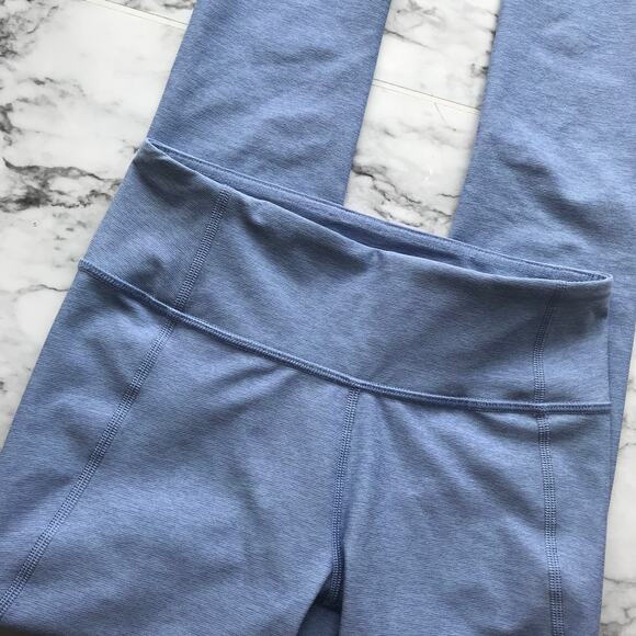 Outdoor Voices Warmup Cropped Lilac Leggings - Picture 4 of 7